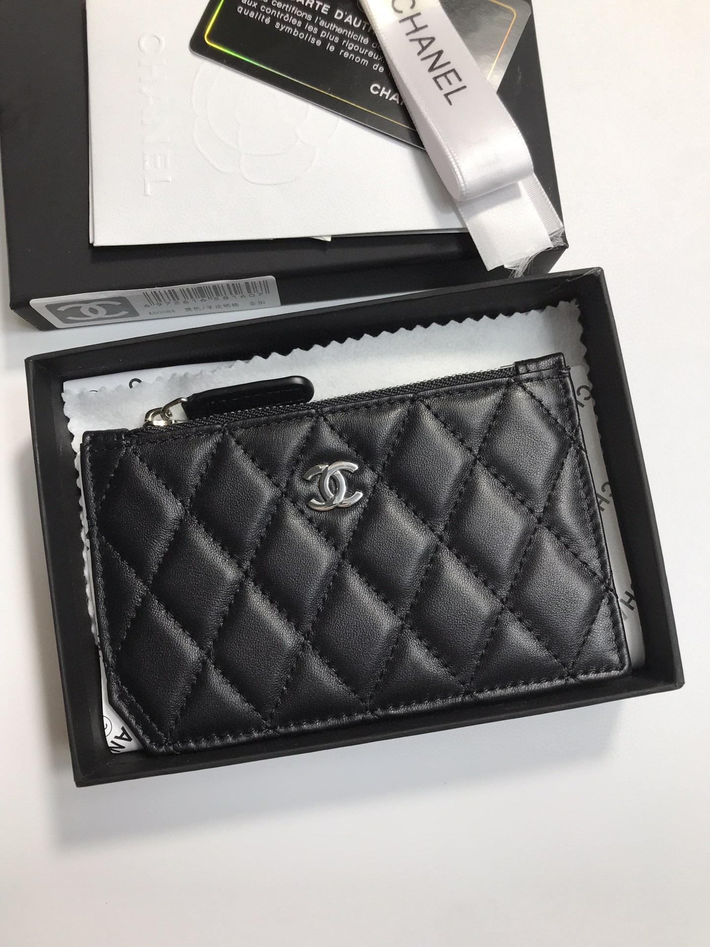 芸能人愛用Chanel シャネル 実物の写真 N品スーパーコピー財布代引き対応国内発送後払い安全必ず届く優良サイト